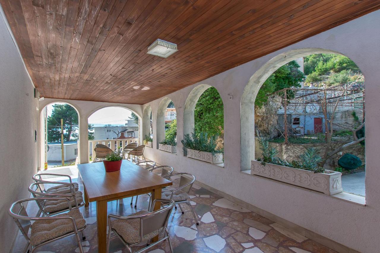 Apartments Clarus Mare Duce Exterior photo